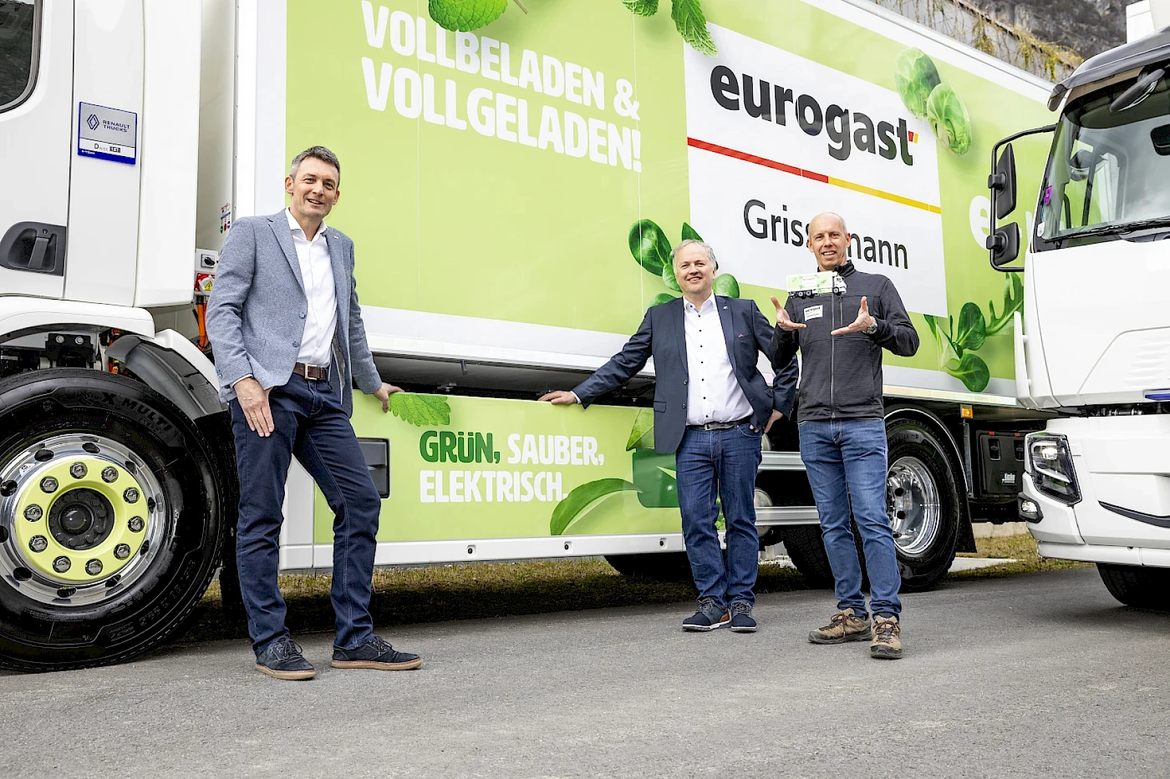 Bild: v.l.n.r. Peter Krug (Geschäftsführer Eurogast Österreich), Thomas Walser (Geschäftsführer Eurogast Grissemann/Zams) und Harald Huber (Fuhrparkleiter Eurogast Grissemann)